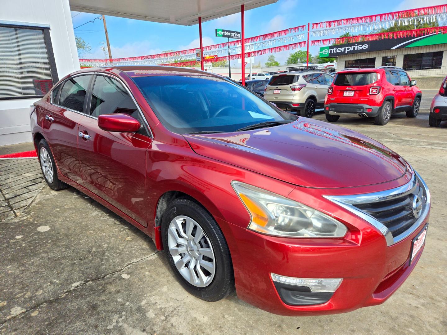 2015 Red Nissan Altima 2.5 S (1N4AL3AP9FC) with an 2.5L L4 DOHC 16V engine, Continuously Variable Transmission transmission, located at 503 West Court, Seguin, TX, 78155, (830) 379-3373, 29.568621, -97.969803 - 2015 Nissan Altima S with a 2.5L L4 DOHC 16V, Automatic, Tilt, Cruise, AM/FM/CD/AUX Stereo, Power Windows, Locks, Seats and Side Mirrors, Bluetooth, Automatic Headlights, Rear Defroster and more!! - Photo#1